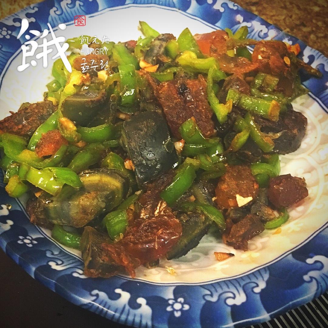 青椒炒皮蛋