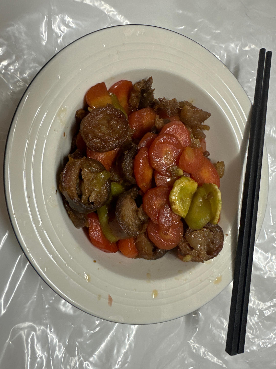 胡萝卜炒腊肠