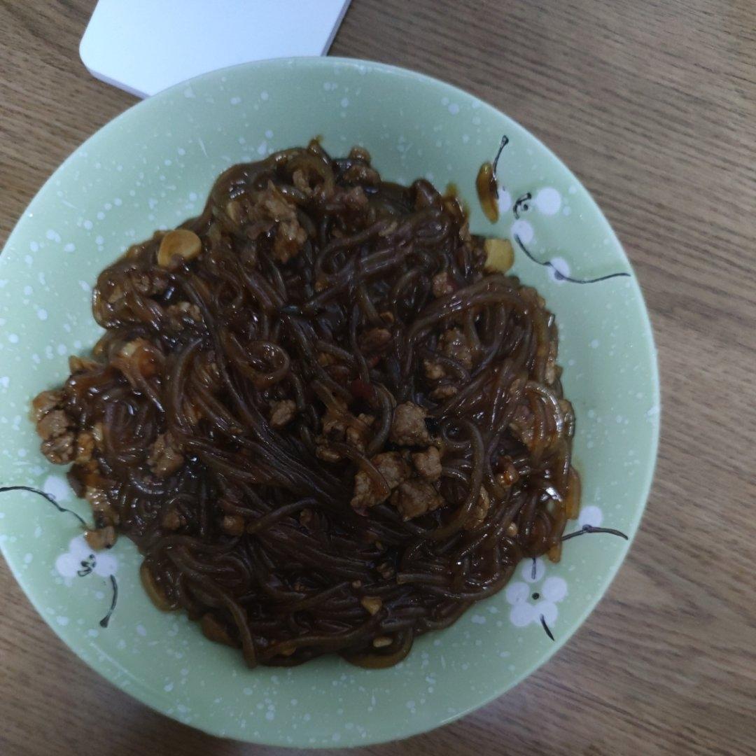 肉末粉丝煲（蚂蚁上树，干捞粉丝煲）