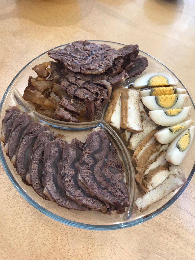 秘制酱牛腱子