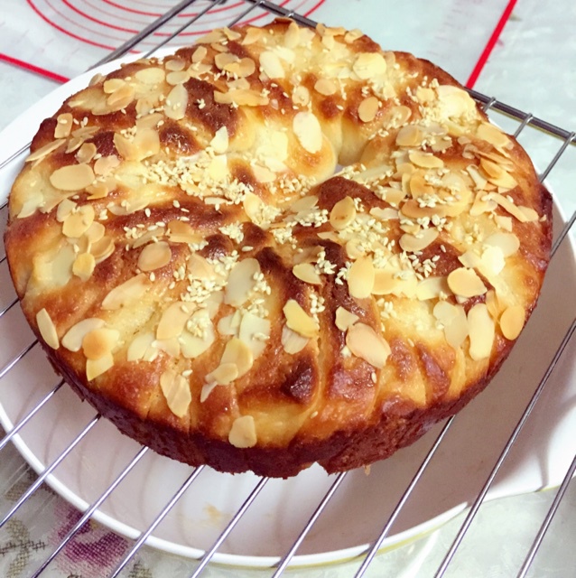 日式香浓炼乳面包