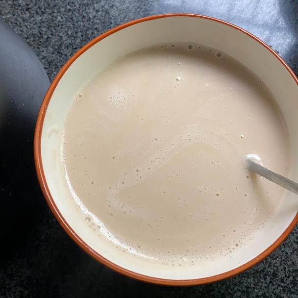 豆浆机版醇豆浆，五谷豆浆，各类豆奶，番薯胡萝卜奶昔，玉米汁，西兰花奶油浓汤，黑芝麻糊，米糊，银耳薏仁枸杞红枣莲子养颜羹，栗子核桃露，黑豆糕绿豆糕，老北京豌豆黄，红豆沙，咸香南瓜粥