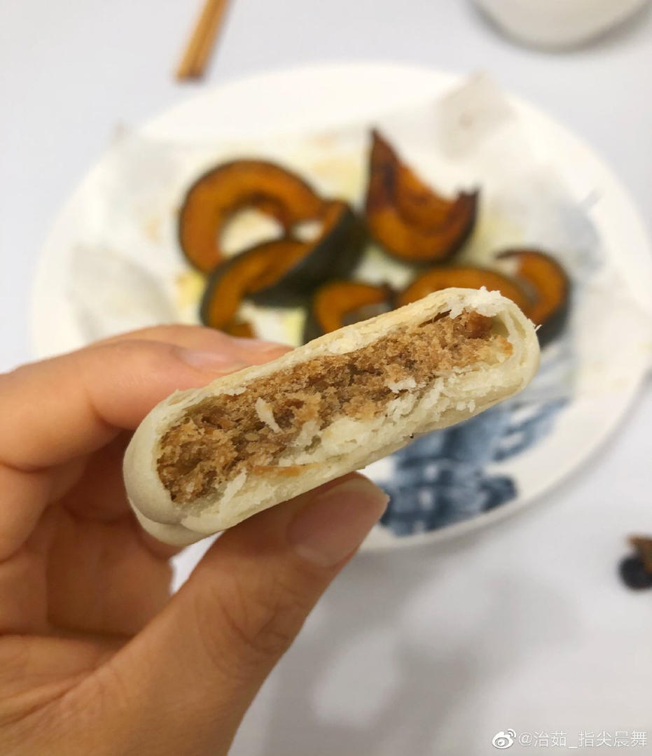 又香又酥的板栗肉松饼，吃一口就放不下啦！