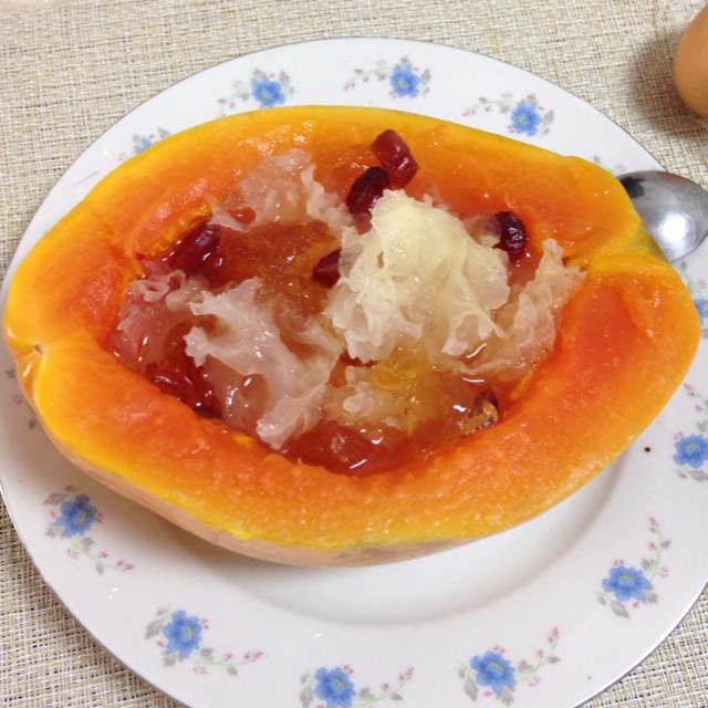 hazel学习厨房做的冰糖双雪木瓜盅