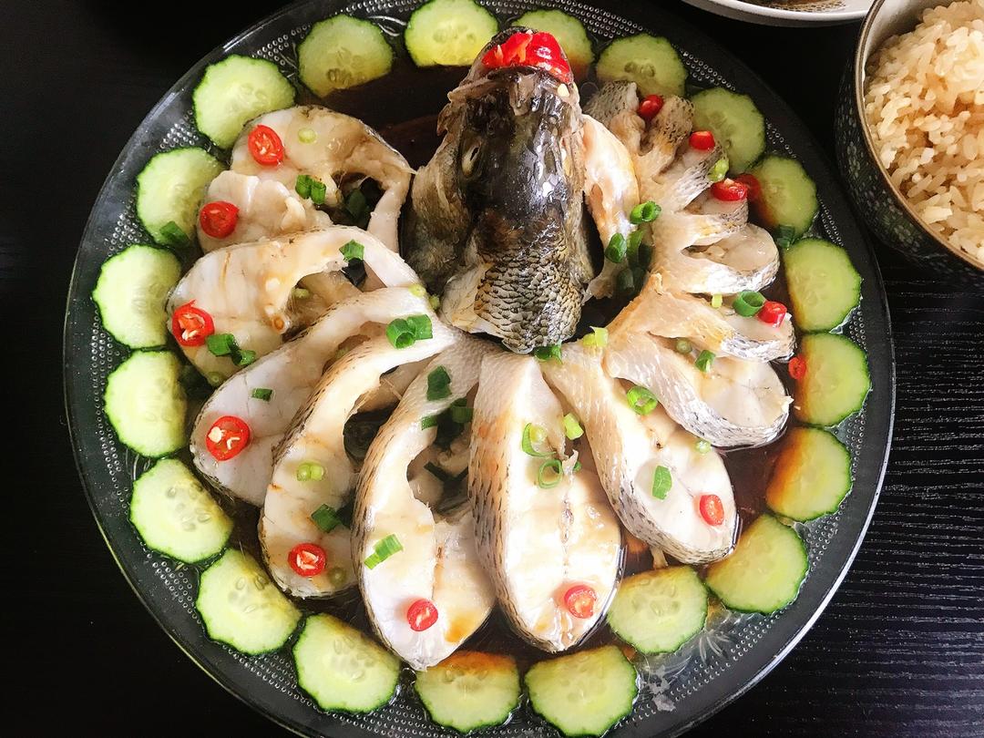 清蒸鲈鱼
