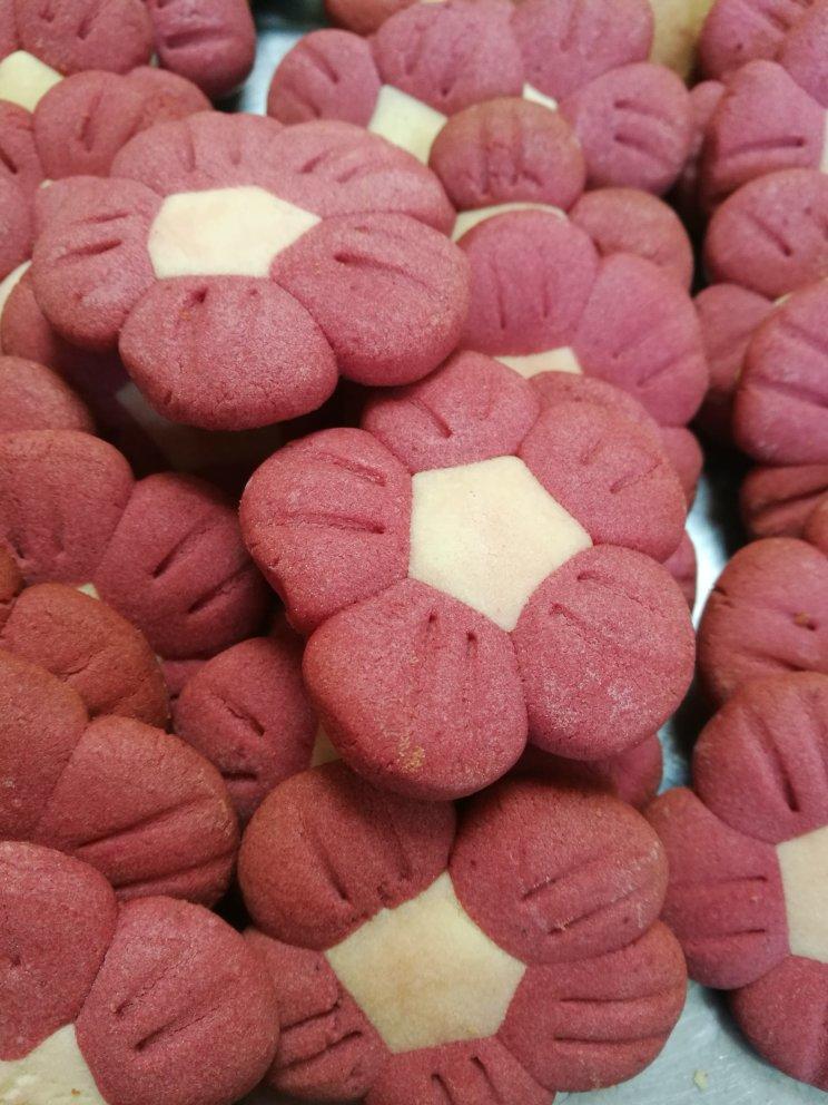 送你一朵小红花 🌺免模具｜零难度花朵饼干