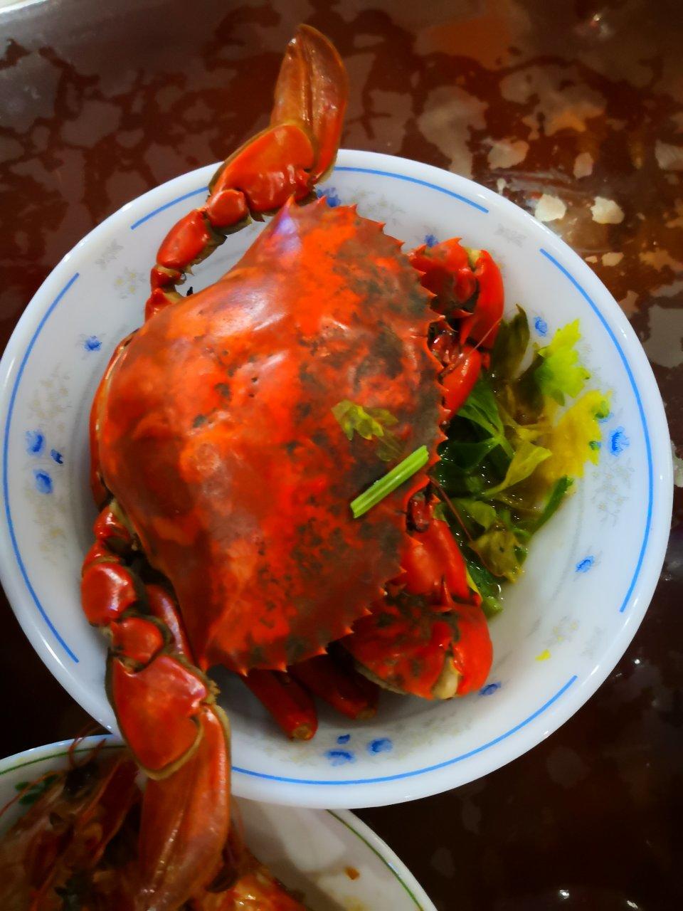 蛋包饭饭做的清蒸红鲟膏蟹