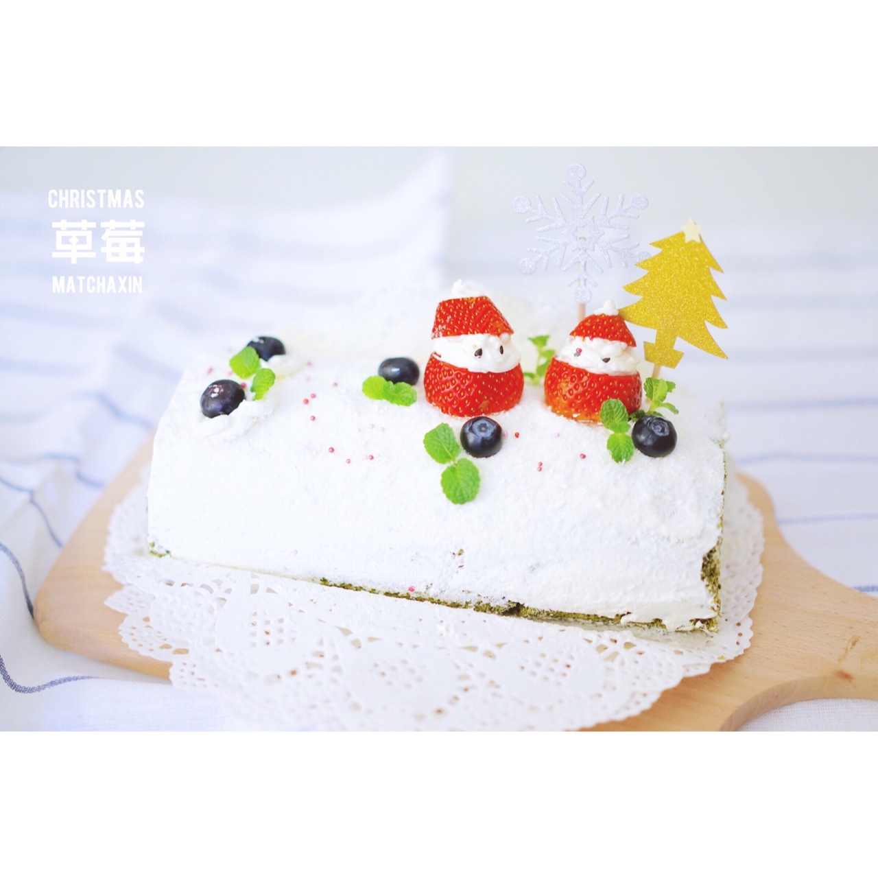 圣诞节小甜品 （草莓圣诞老人、千层蛋糕、蛋糕卷）