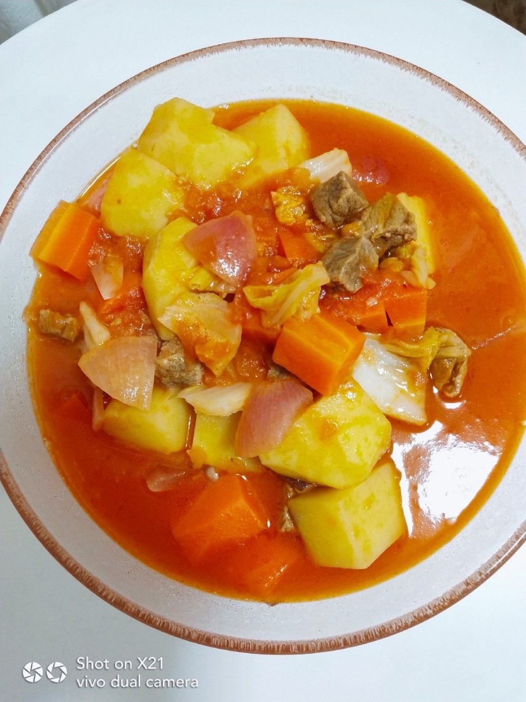 番茄牛肉炖土豆胡萝卜