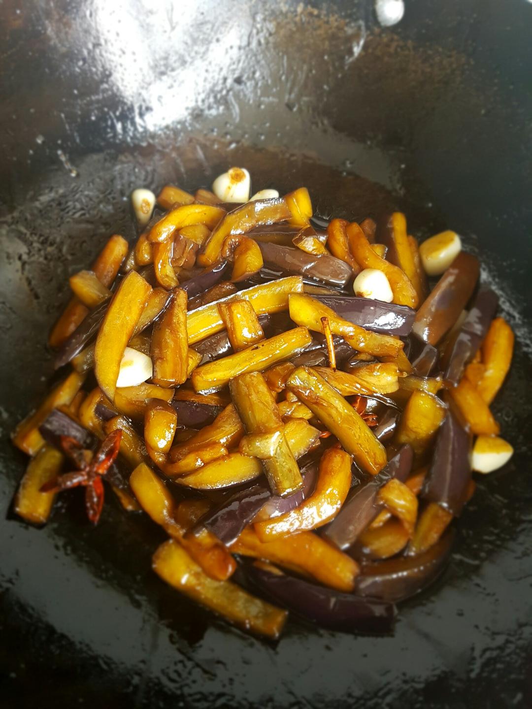 老丁的私房菜-油焖茄子