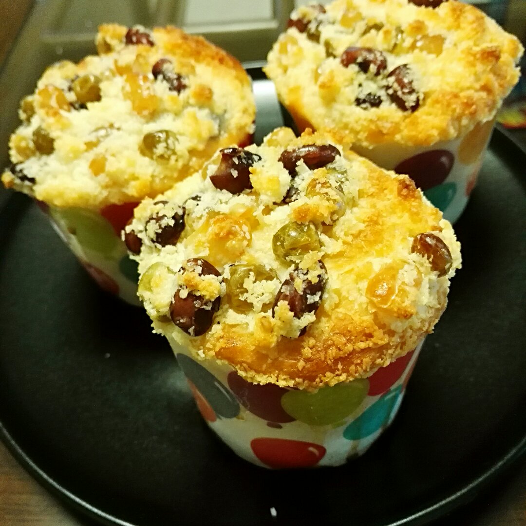 椰蓉蜜豆泡浆面包