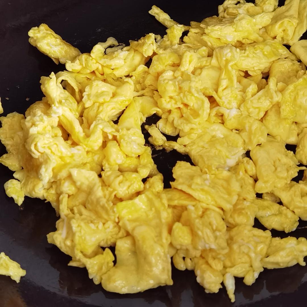 西红柿炒鸡蛋的做法 步骤4