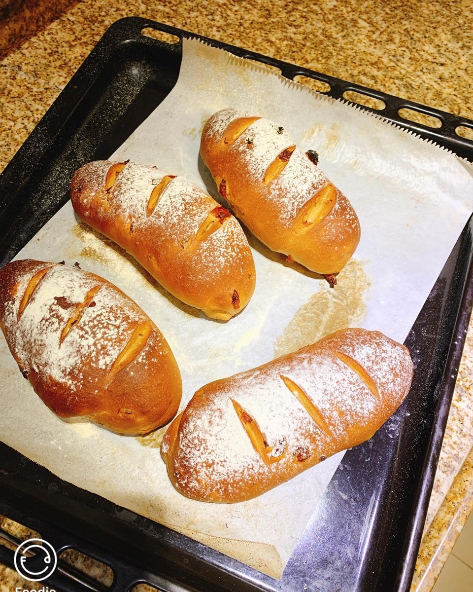 全麦红糖桂圆软欧包