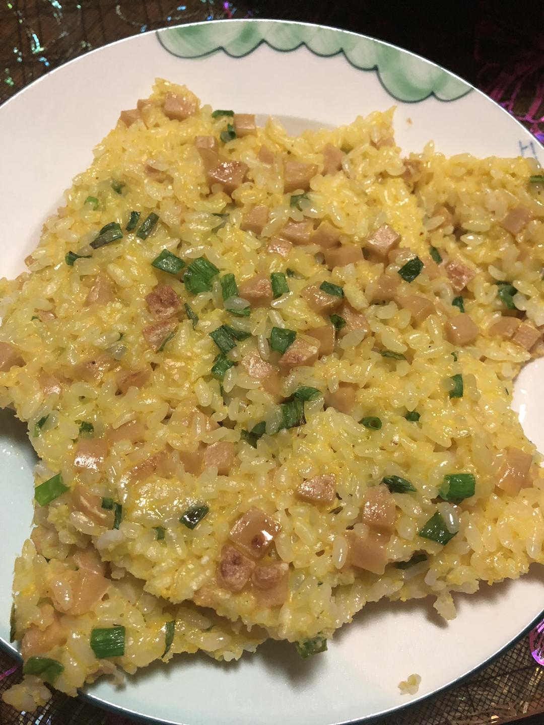 剩米饭葱花火腿蛋饼