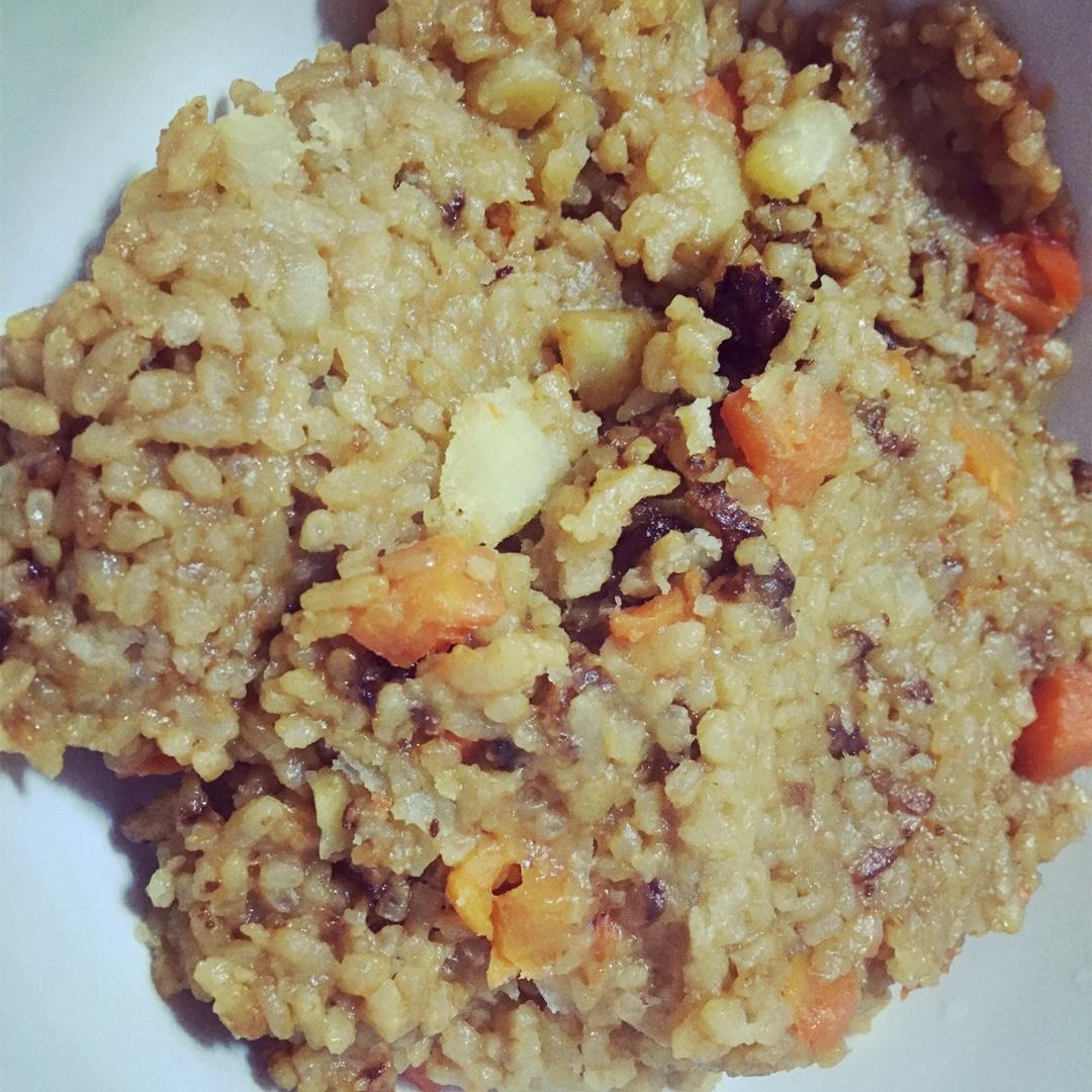 土豆焖饭（电饭锅版）