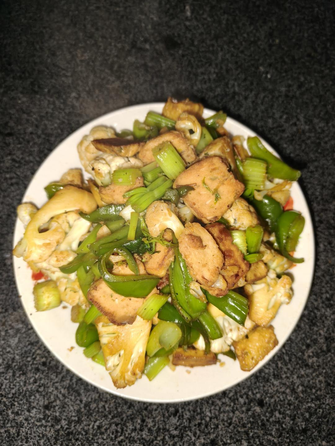 和饭店一个味道的干锅花菜