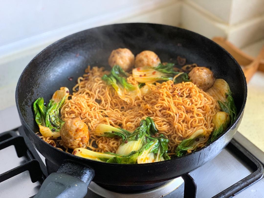 炒方便面￨幸福感爆棚