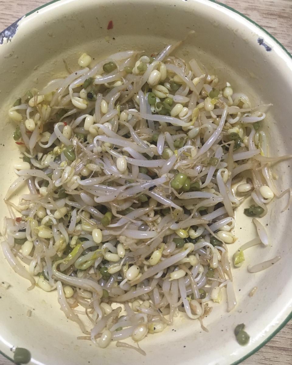 凉拌豆芽