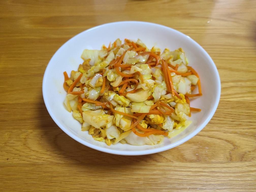 包菜炒鸡蛋