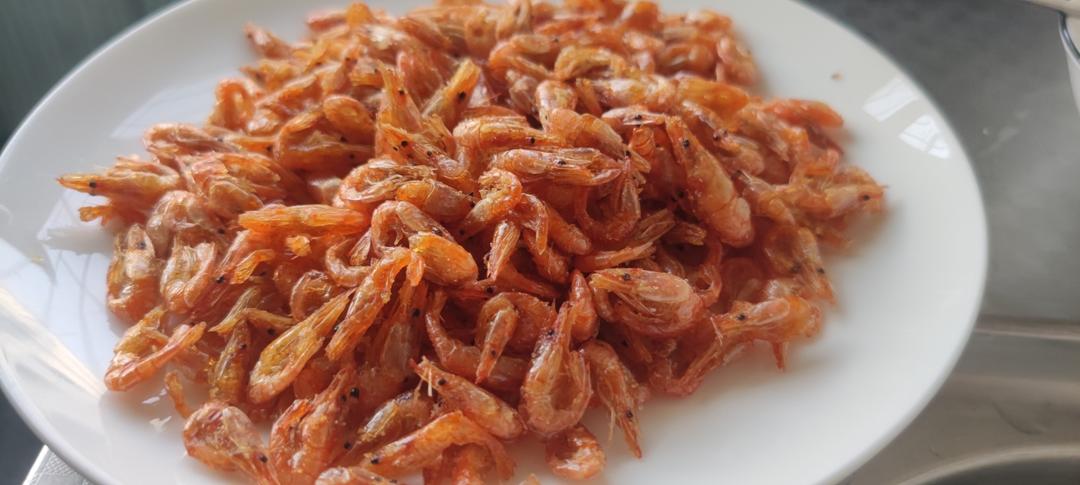 只需一个窍门、即可做出香酥可口脆的鲜炸小河虾、简单快捷、小朋友超爱