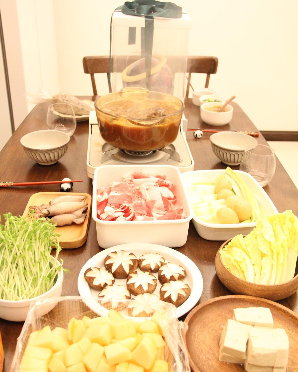 羊蝎子锅 Lamb Hotpot