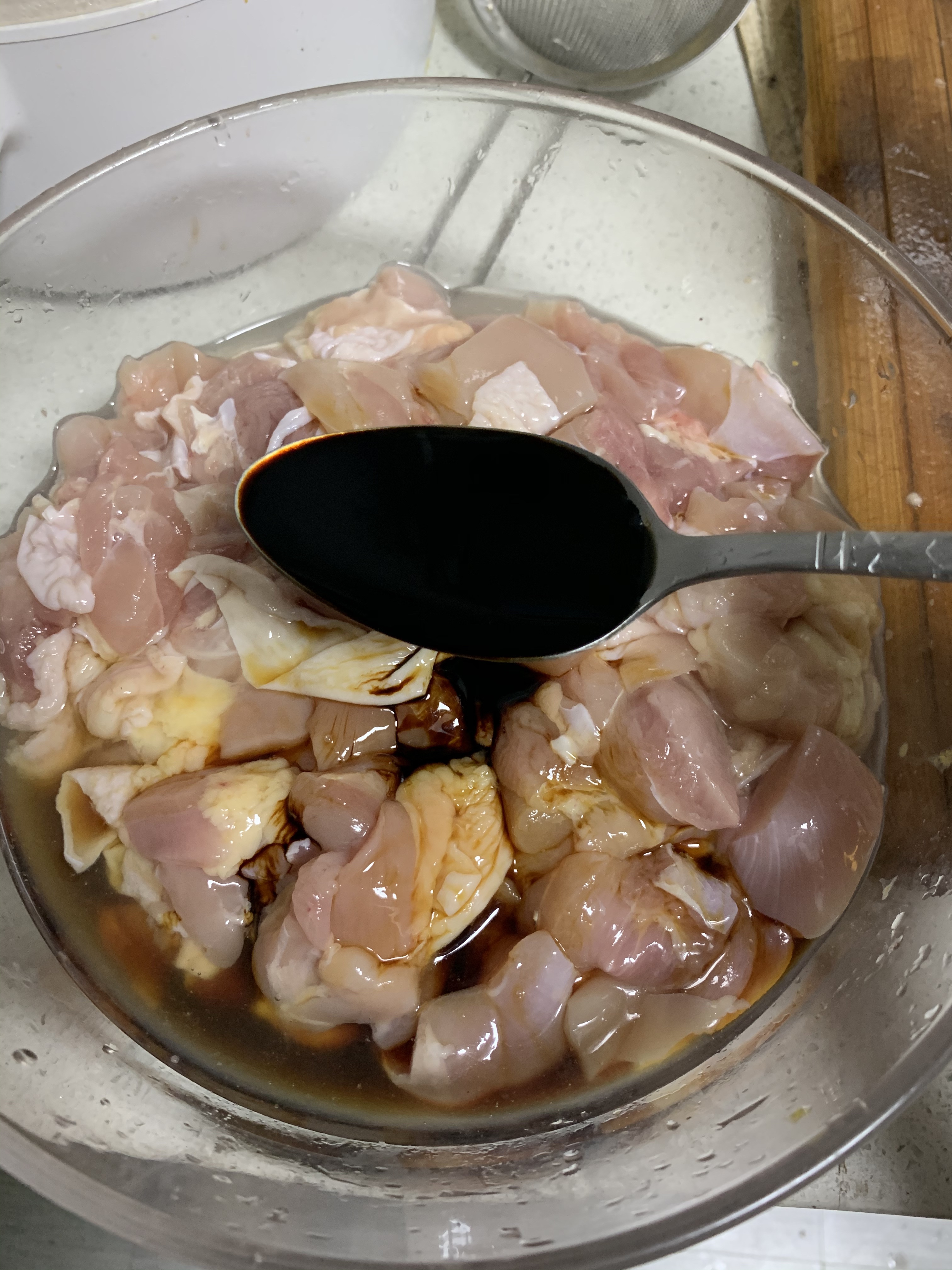 葱油鸡（零厨艺可操作）的做法 步骤3