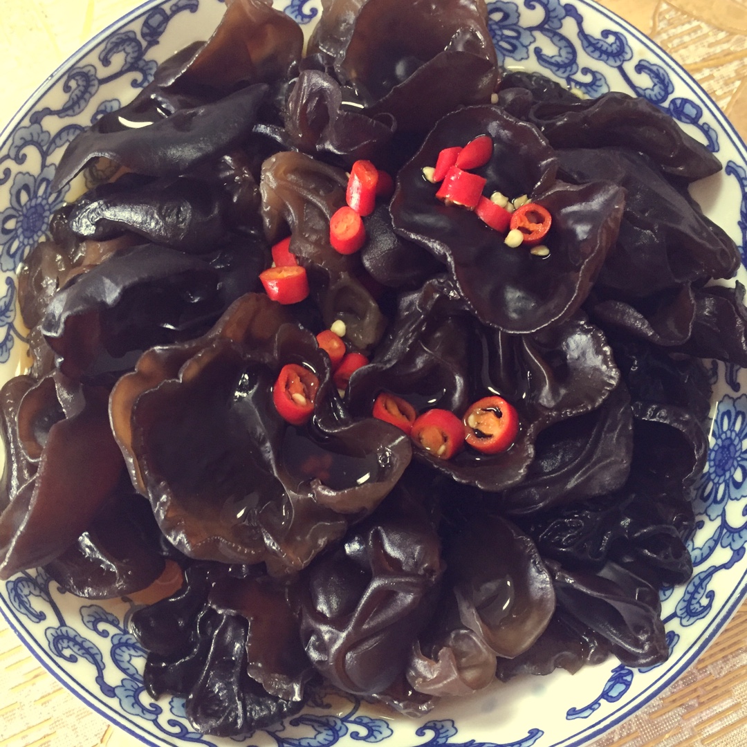 凉拌黑木耳