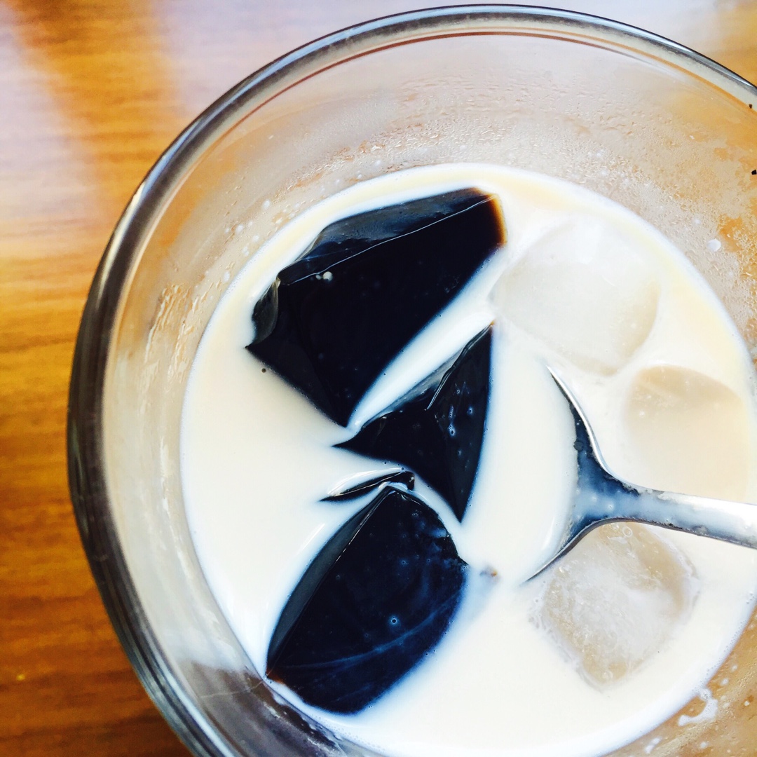 爱吃甜点🍰的陈同同在这里