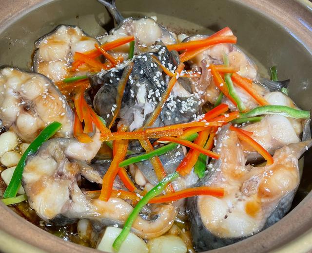 15分钟 砂锅焗鲶鱼的做法