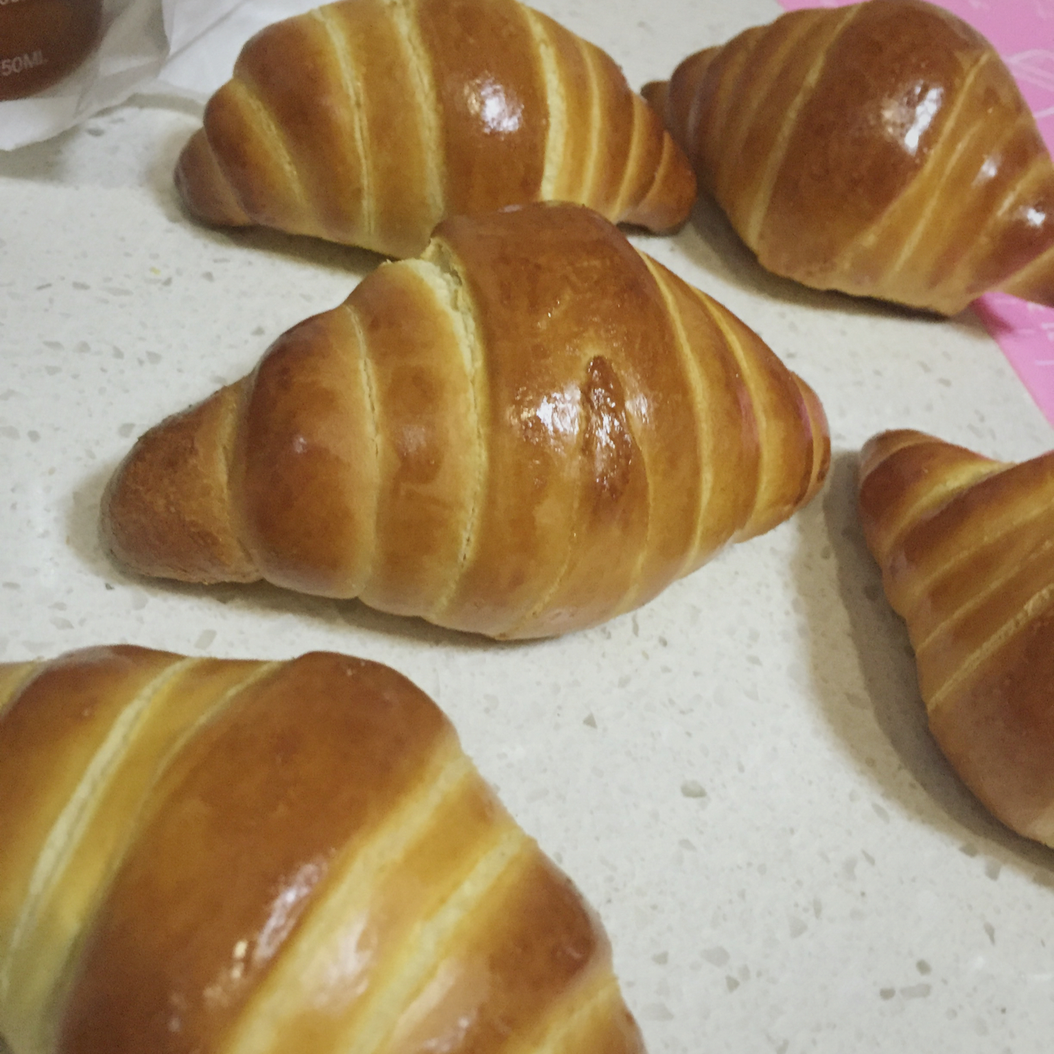美味奶油卷餐包