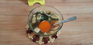 菌菇豆腐胡萝卜紫菜汤的做法 步骤4
