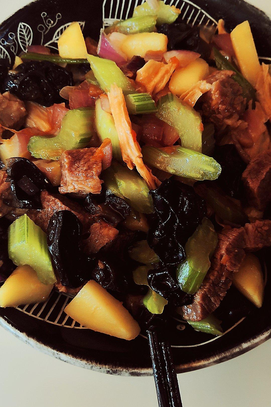 番茄土豆炖牛腩