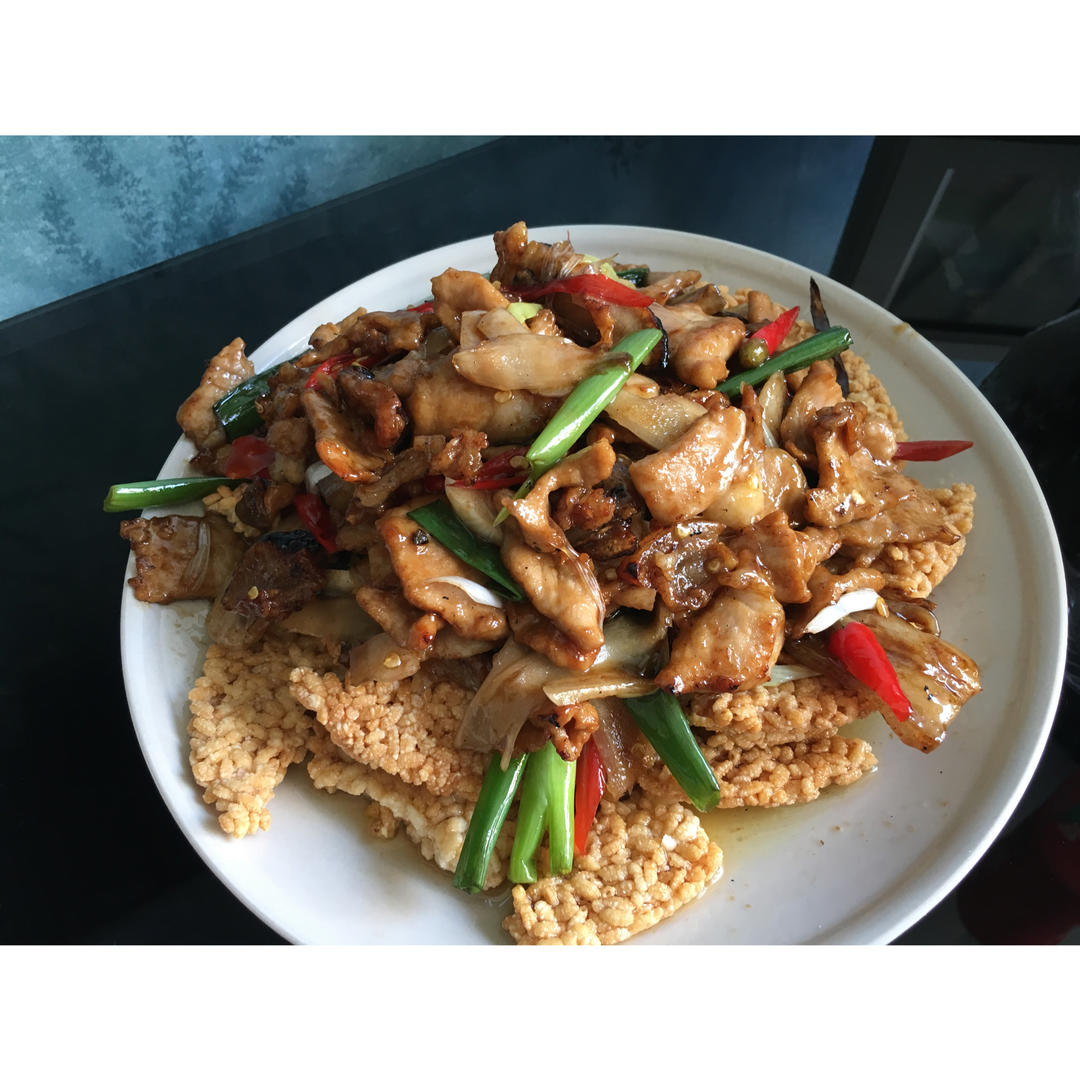 锅巴肉片