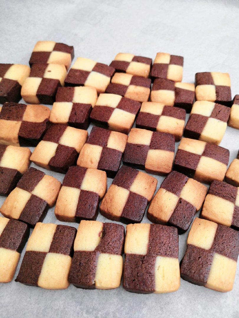 双色小棋格饼干
