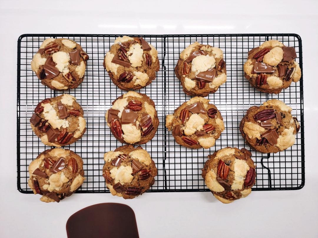 坚果酥粒巧克力曲奇