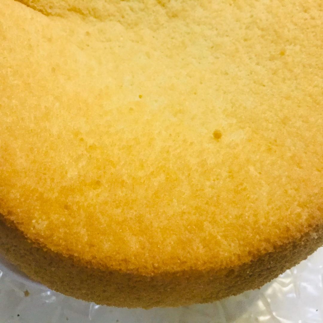 烤箱做蛋糕（戚风蛋糕的做法）