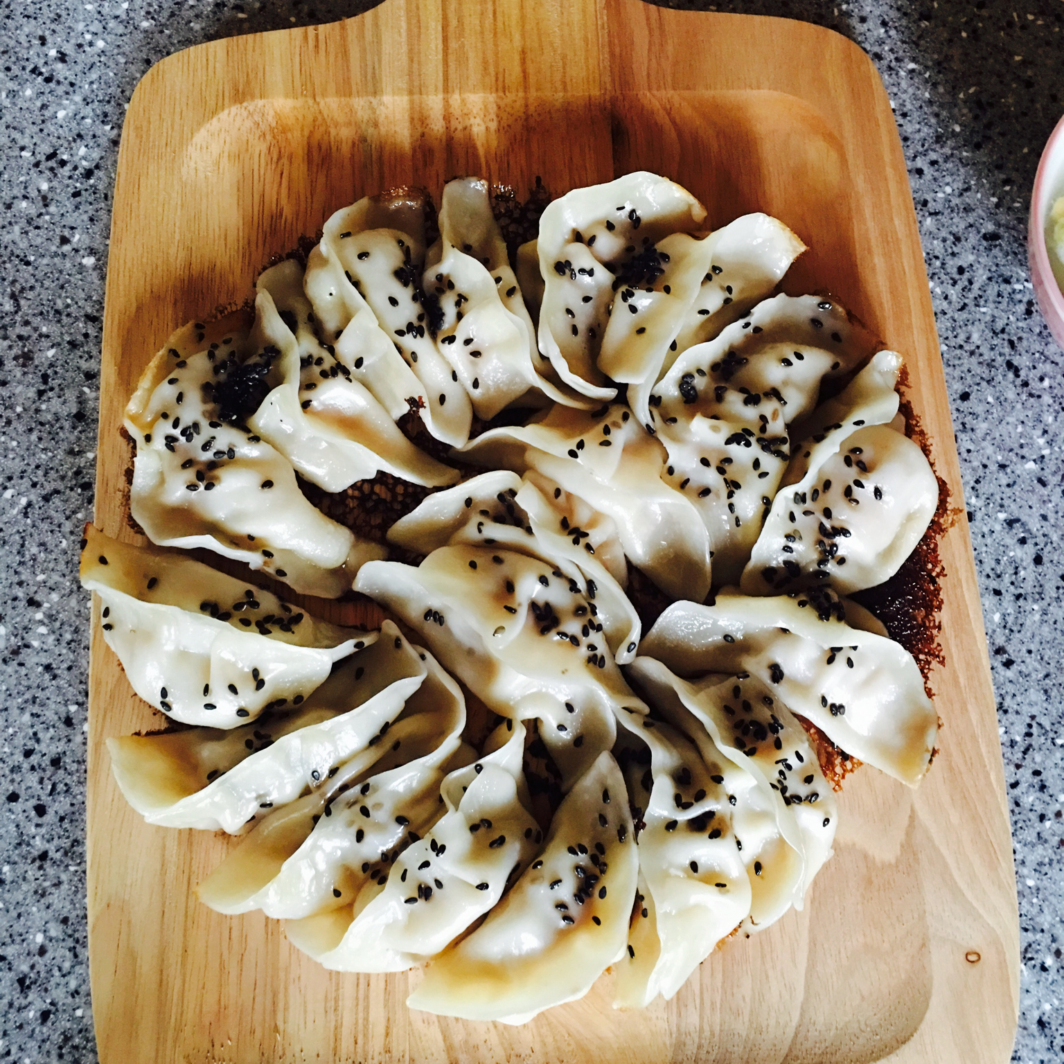 脆底煎饺