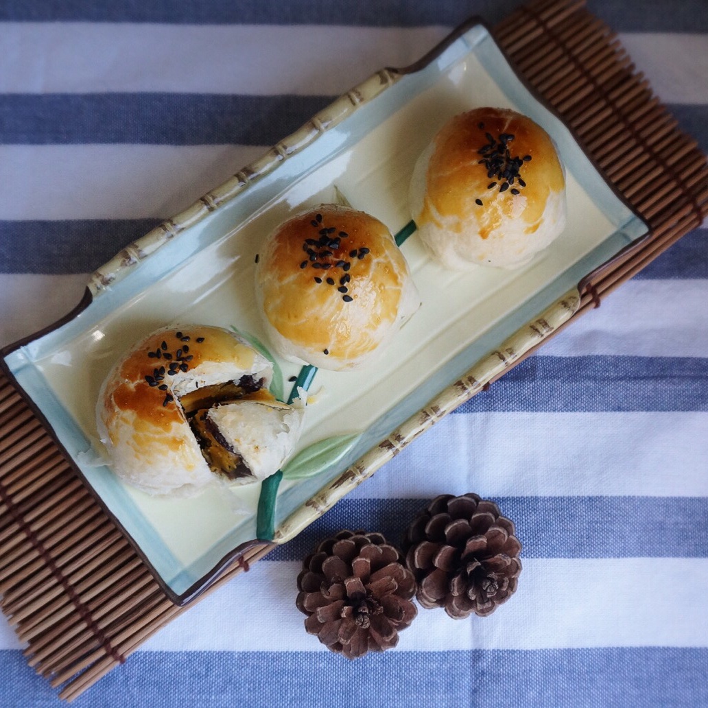 蛋黄酥（古早味）