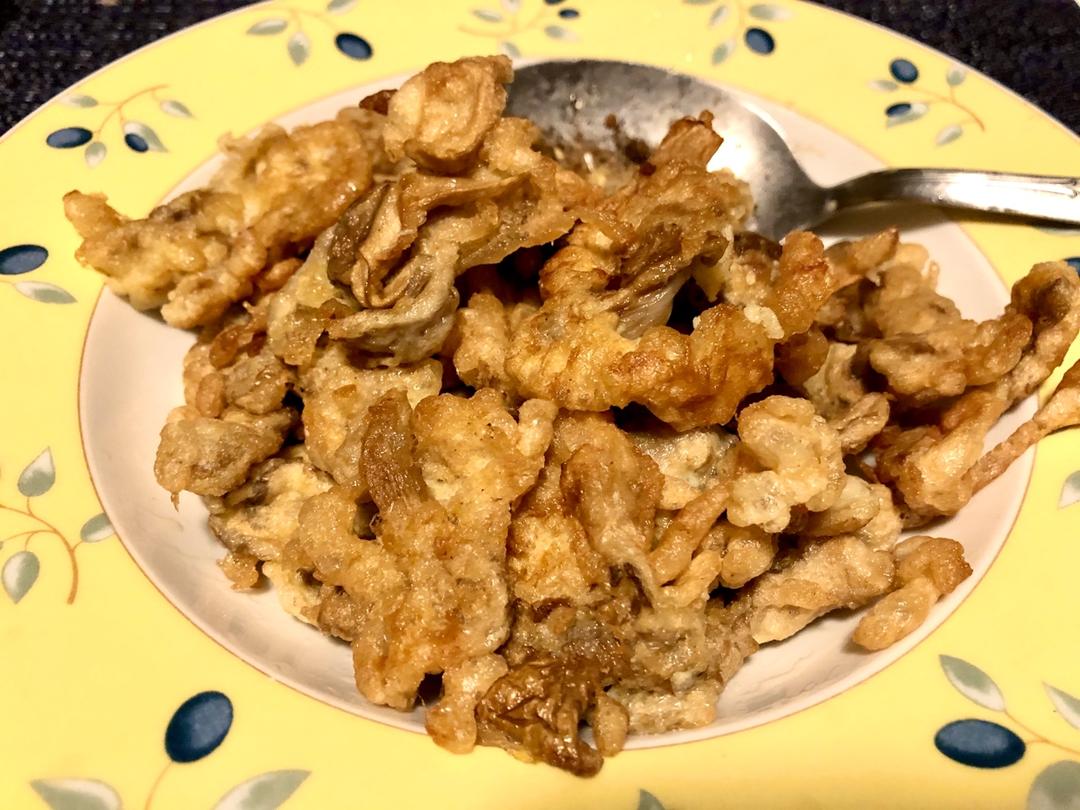 炸平菇类似于天妇罗