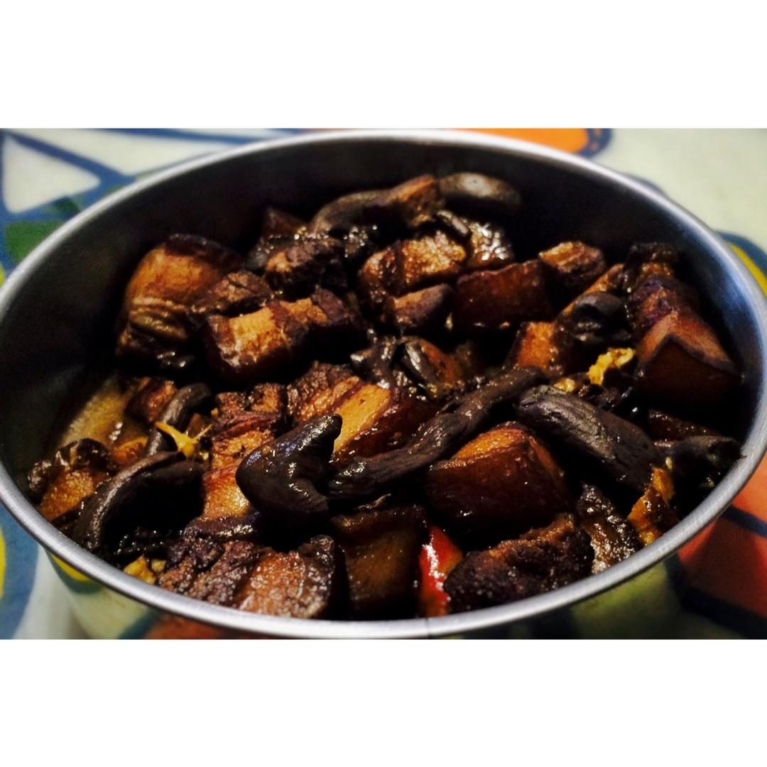 不焯水不放油的家常红烧肉