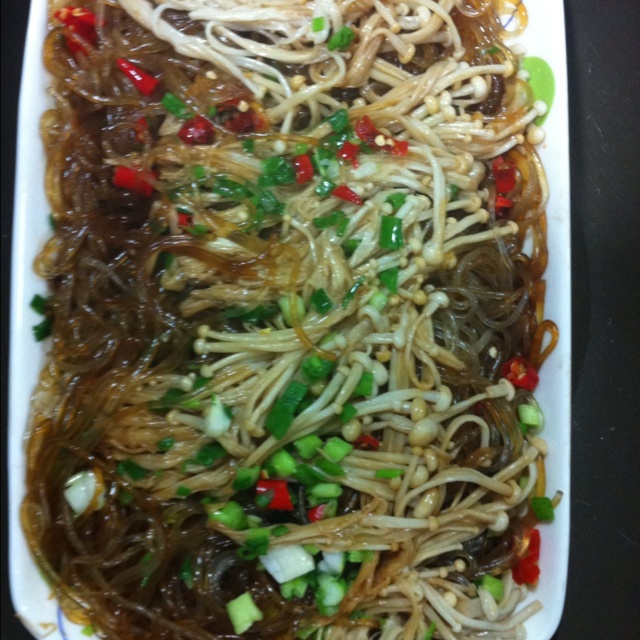 剁椒蒸金针菇