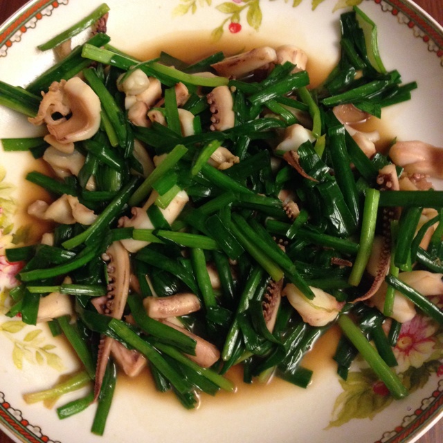 八爪鱼炒韭菜