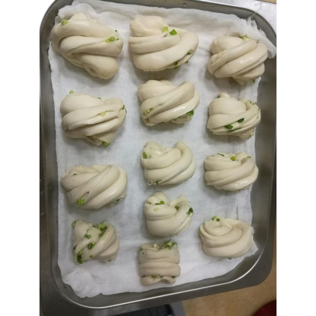 葱油花卷 Steamed Roll