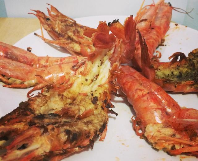 煎阿根廷红虾 和扇贝的做法
