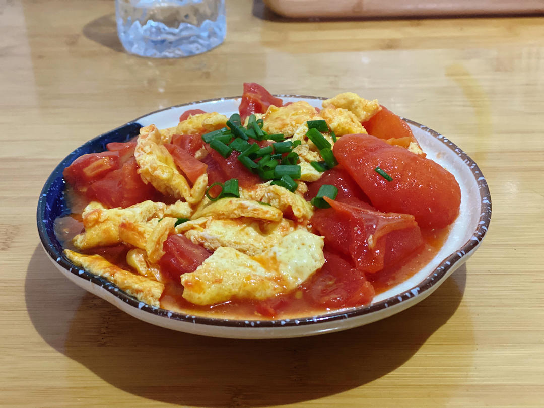 厨师长教你：“番茄炒鸡蛋”的家常做法，一看就会