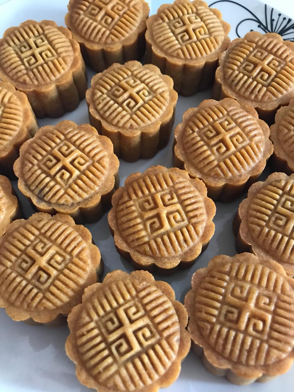 广式月饼——蛋黄莲蓉月饼