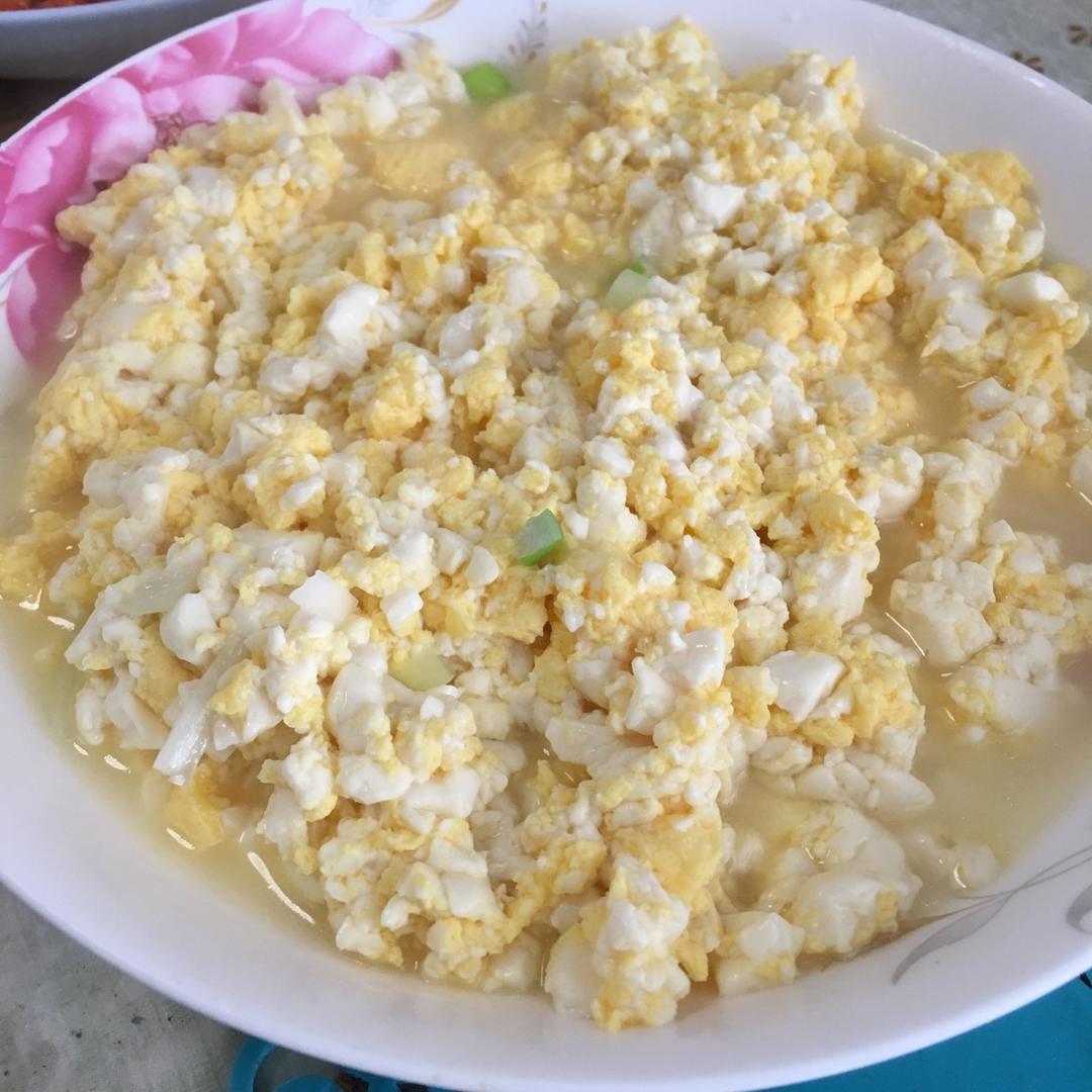 鸡刨豆腐(鸡蛋炒豆腐)