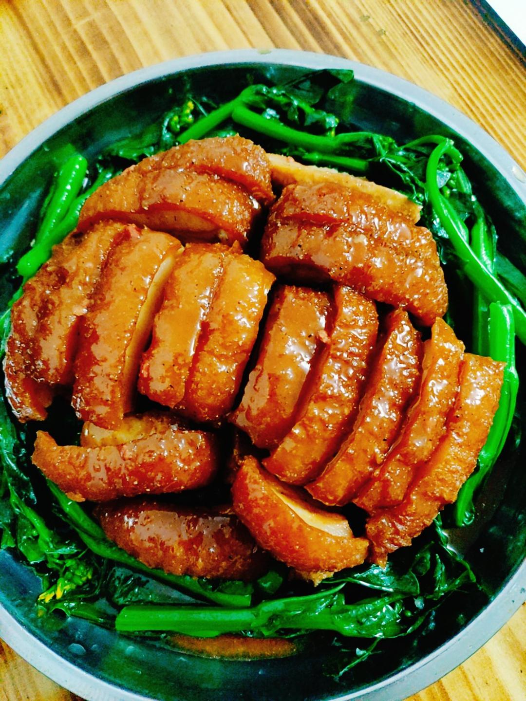 南乳扣肉，一个小技巧，新手也能轻松做到