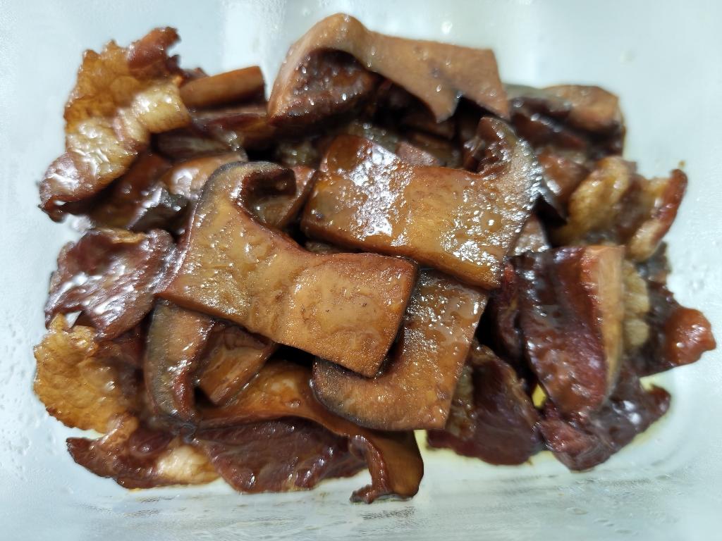 小炒牛肝菌