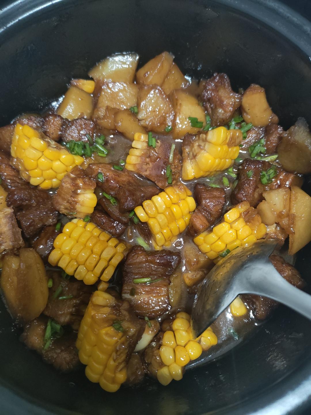 红烧肉炖土豆（丝毫不腻）